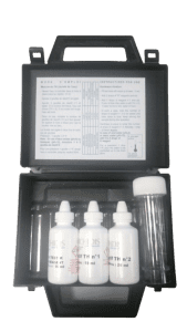 Kits de test de la dureté totale avec détection par changement de couleur pour adoucissement de l'eau, chaudières, systèmes de refroidissement, piscines et traitement des eaux usées.